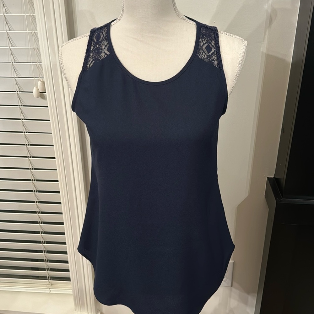 Vann Husen extra small blouse